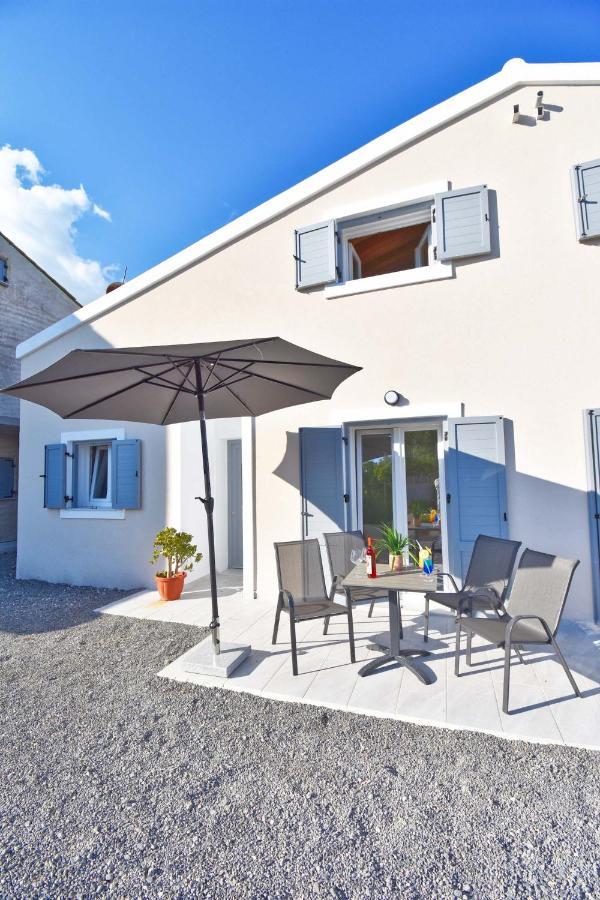 Windrose Apartments - Shared Pool Ύψος Εξωτερικό φωτογραφία